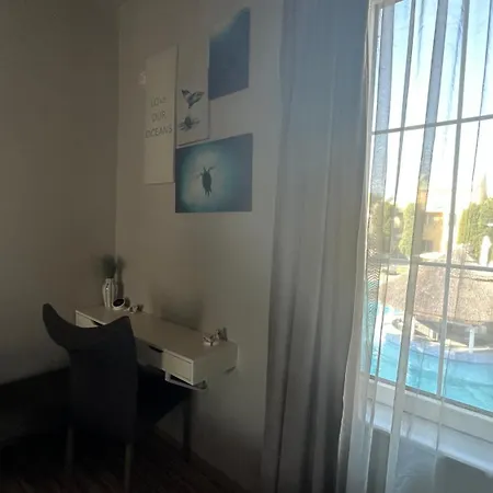 Silver Pool Apartamento